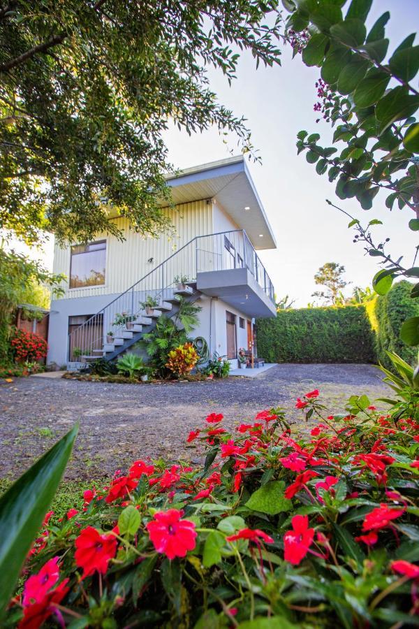 Casa Suculenta ,Monteverde Con Jacuzzi Privado Y Lavanderia المظهر الخارجي الصورة