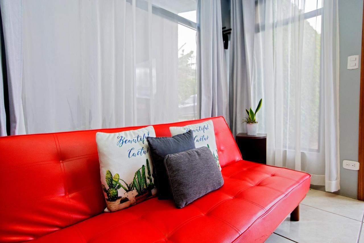 Casa Suculenta ,Monteverde Con Jacuzzi Privado Y Lavanderia المظهر الخارجي الصورة
