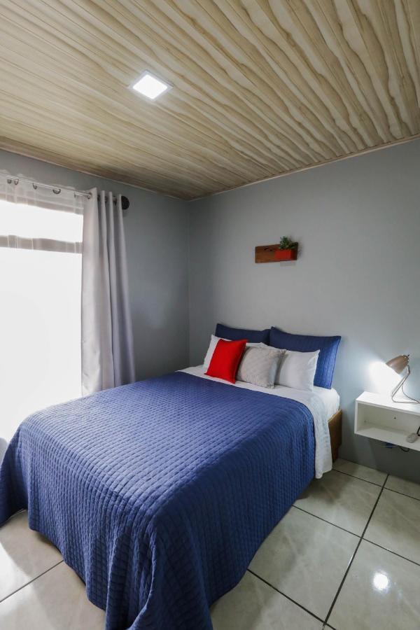 Casa Suculenta ,Monteverde Con Jacuzzi Privado Y Lavanderia المظهر الخارجي الصورة