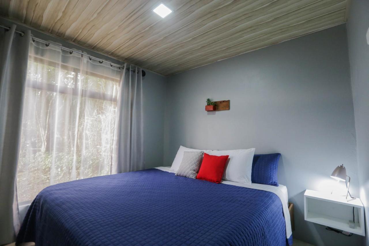 Casa Suculenta ,Monteverde Con Jacuzzi Privado Y Lavanderia المظهر الخارجي الصورة